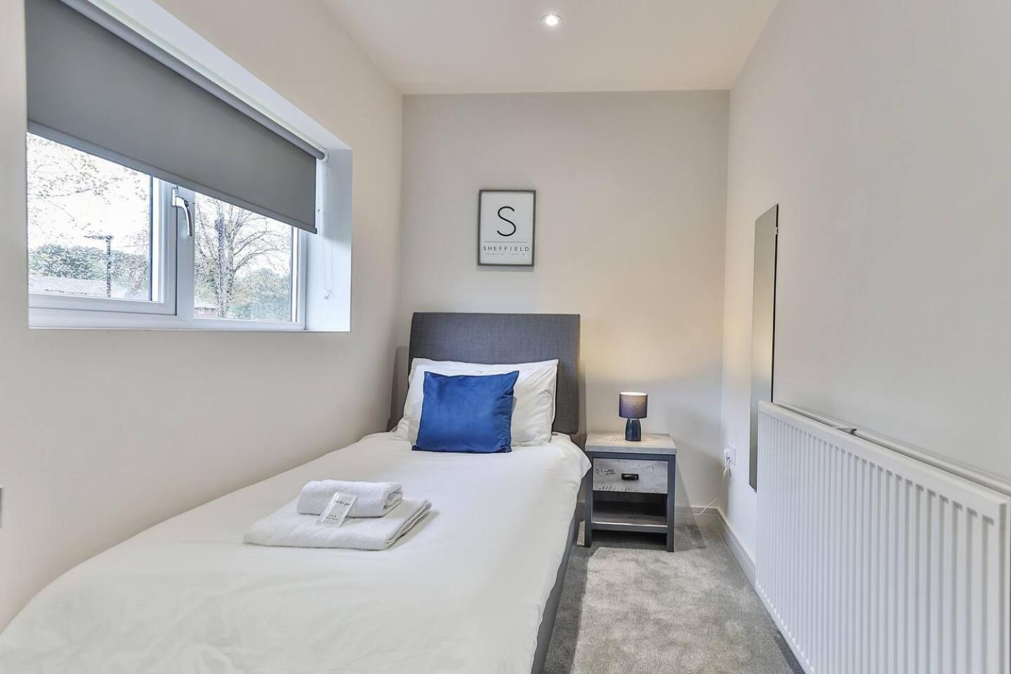 3 Bed Refurbished, Modern House, Wifi, Patio Area Villa Sheffield Eksteriør billede
