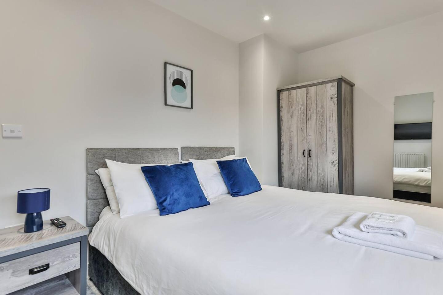 3 Bed Refurbished, Modern House, Wifi, Patio Area Villa Sheffield Eksteriør billede