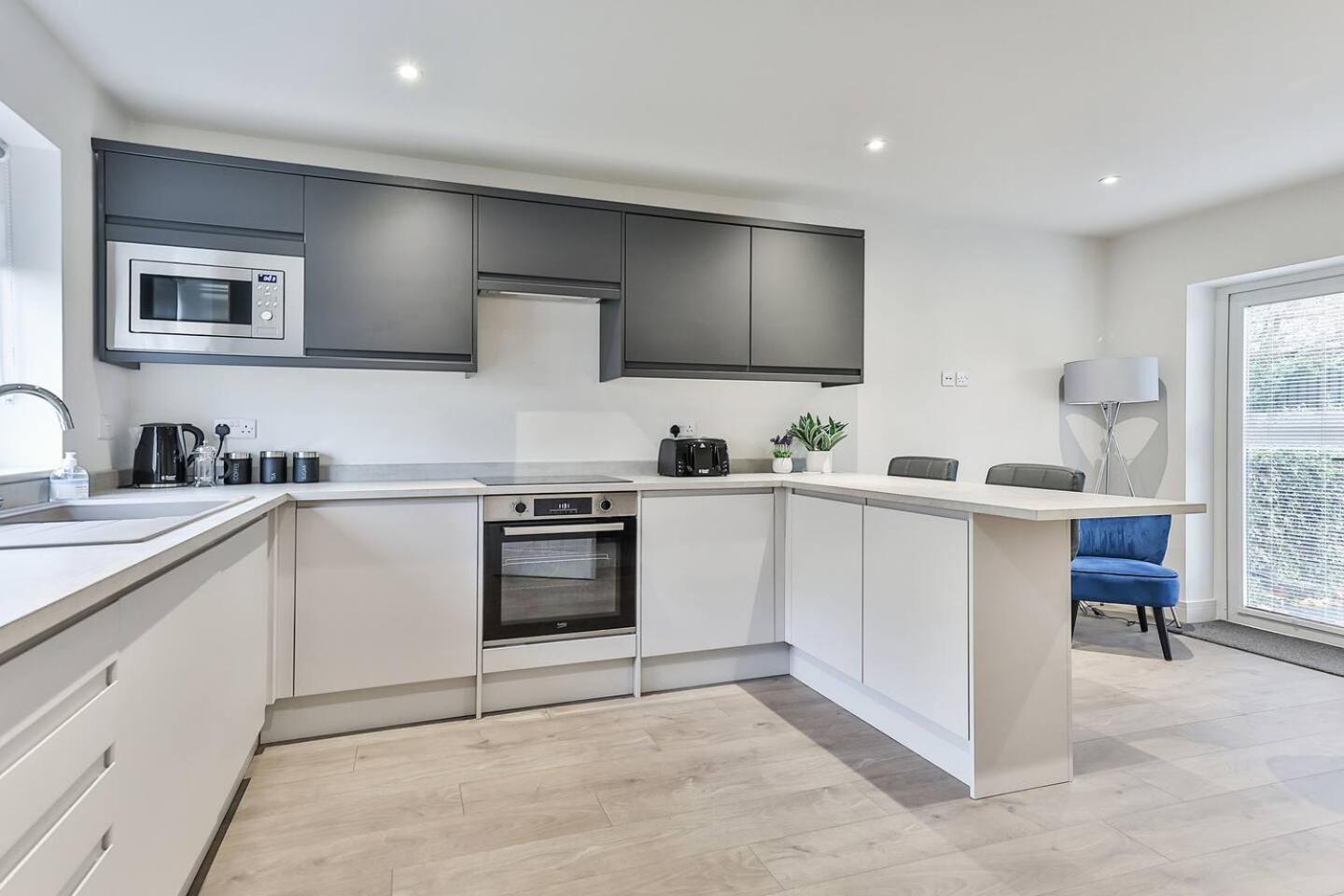 3 Bed Refurbished, Modern House, Wifi, Patio Area Villa Sheffield Eksteriør billede